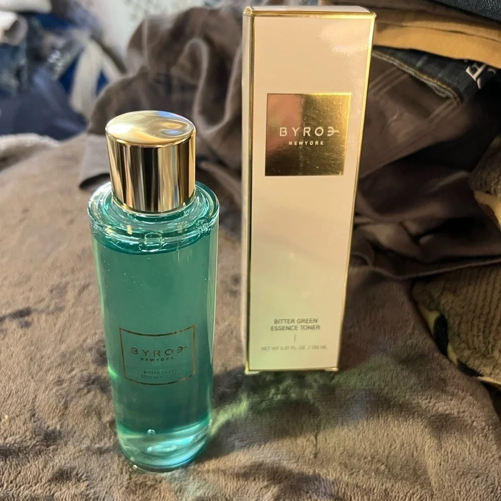 Bitter Green Essence Toner-Brand New in Box​​​​